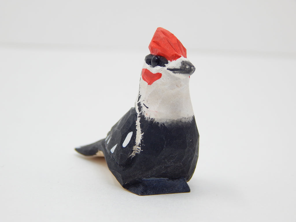 Woodpecker Wood Figurine Handmade Bird Carving Collectible I2890
