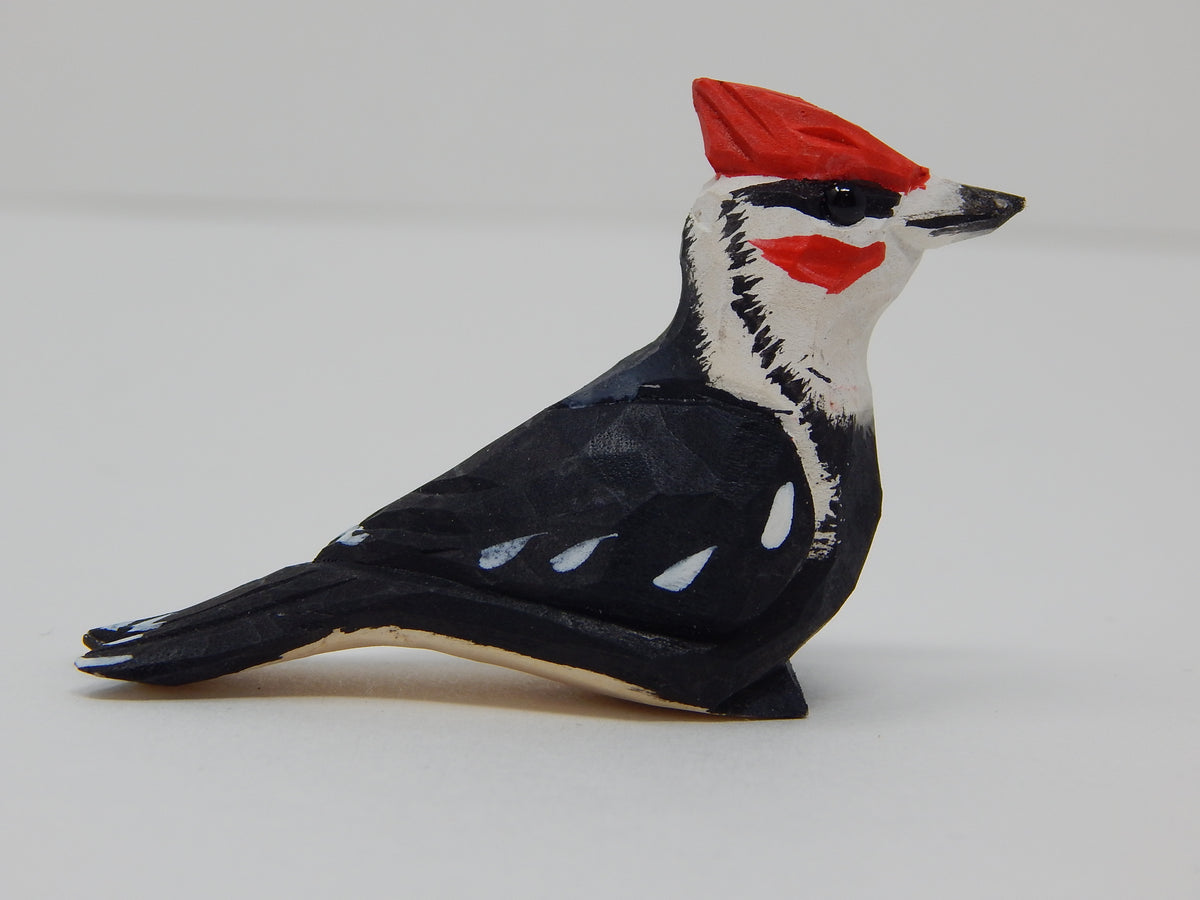 Woodpecker Wood Figurine Handmade Bird Carving Collectible I2890