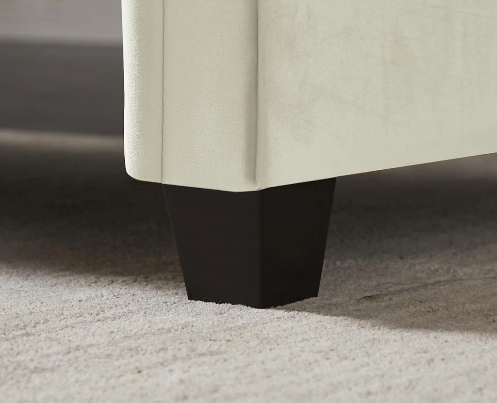 Ivory Velvet Upholstered Bench with 2 Pillows I2057