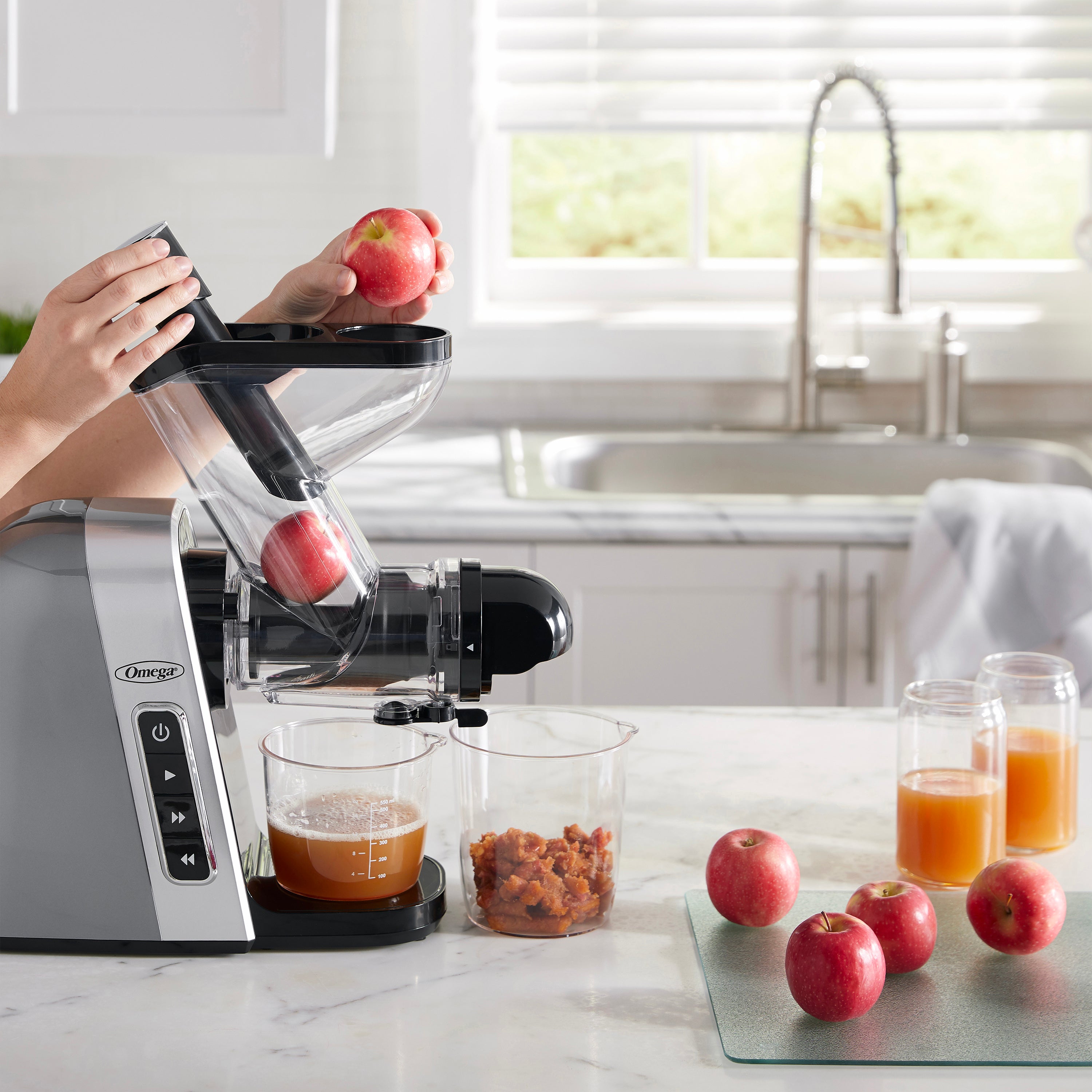 Gray Slow Masticating Juicer with Wide Mouth Chute F505129