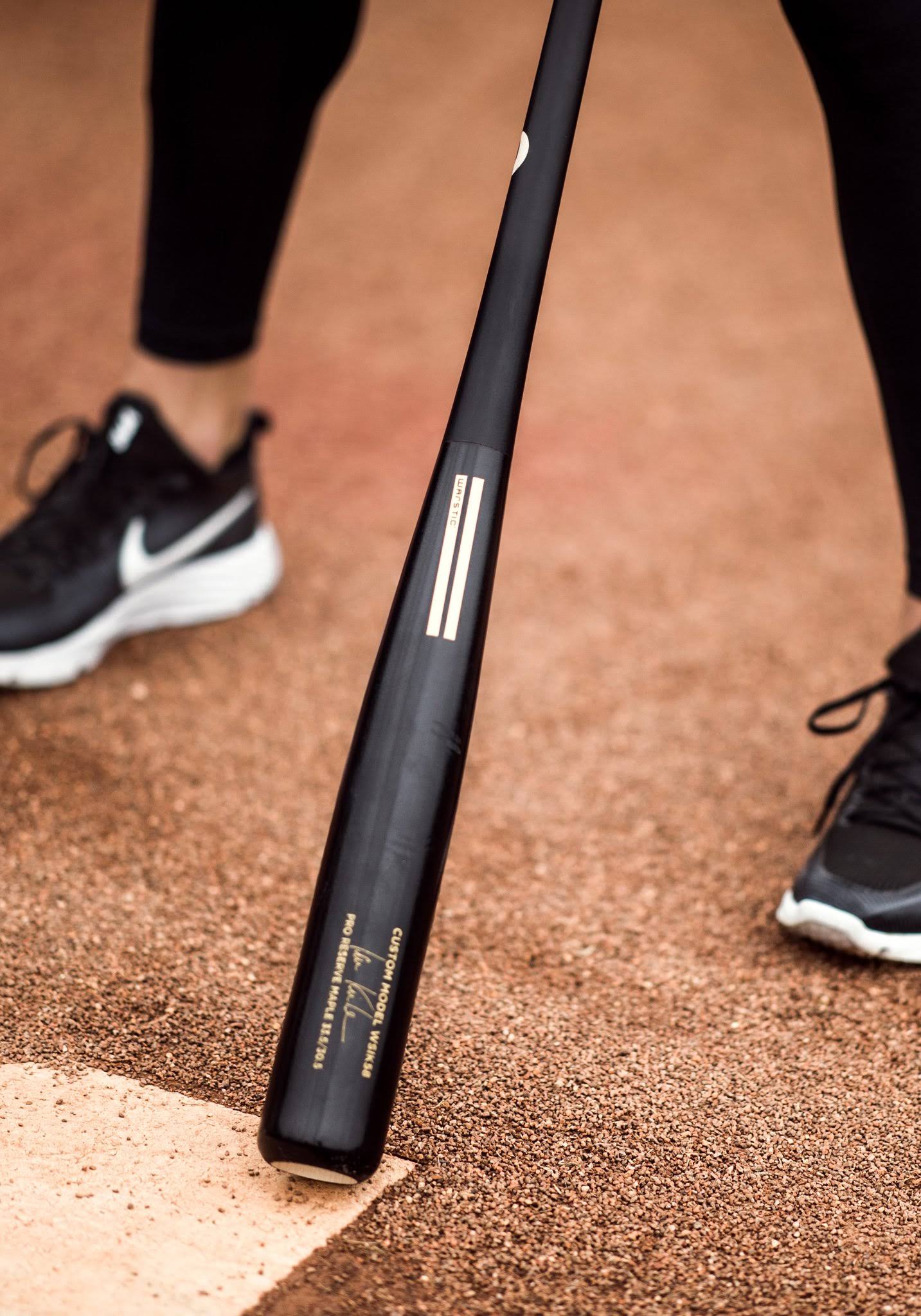 Maple Wood Baseball Bat O600