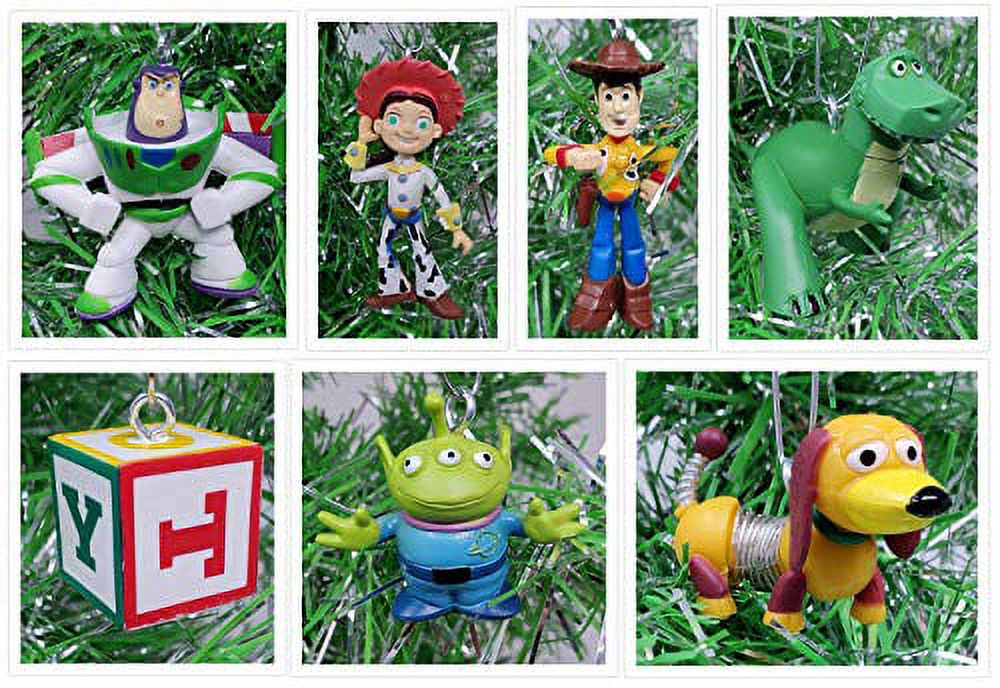 5 Piece Christmas Tree Ornament Set Z905