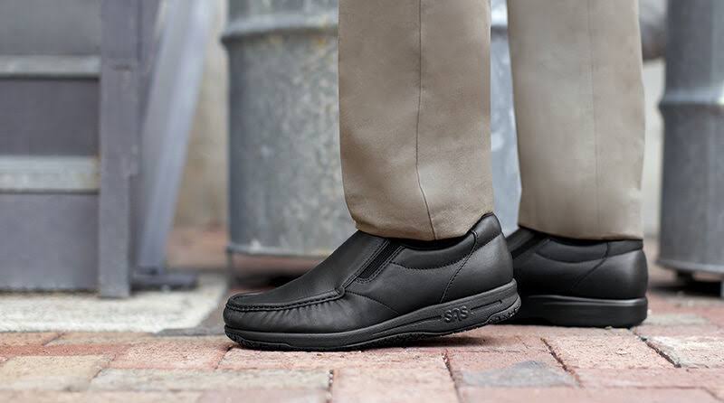 Black 13.5 Wide Navigator Shoes E707658