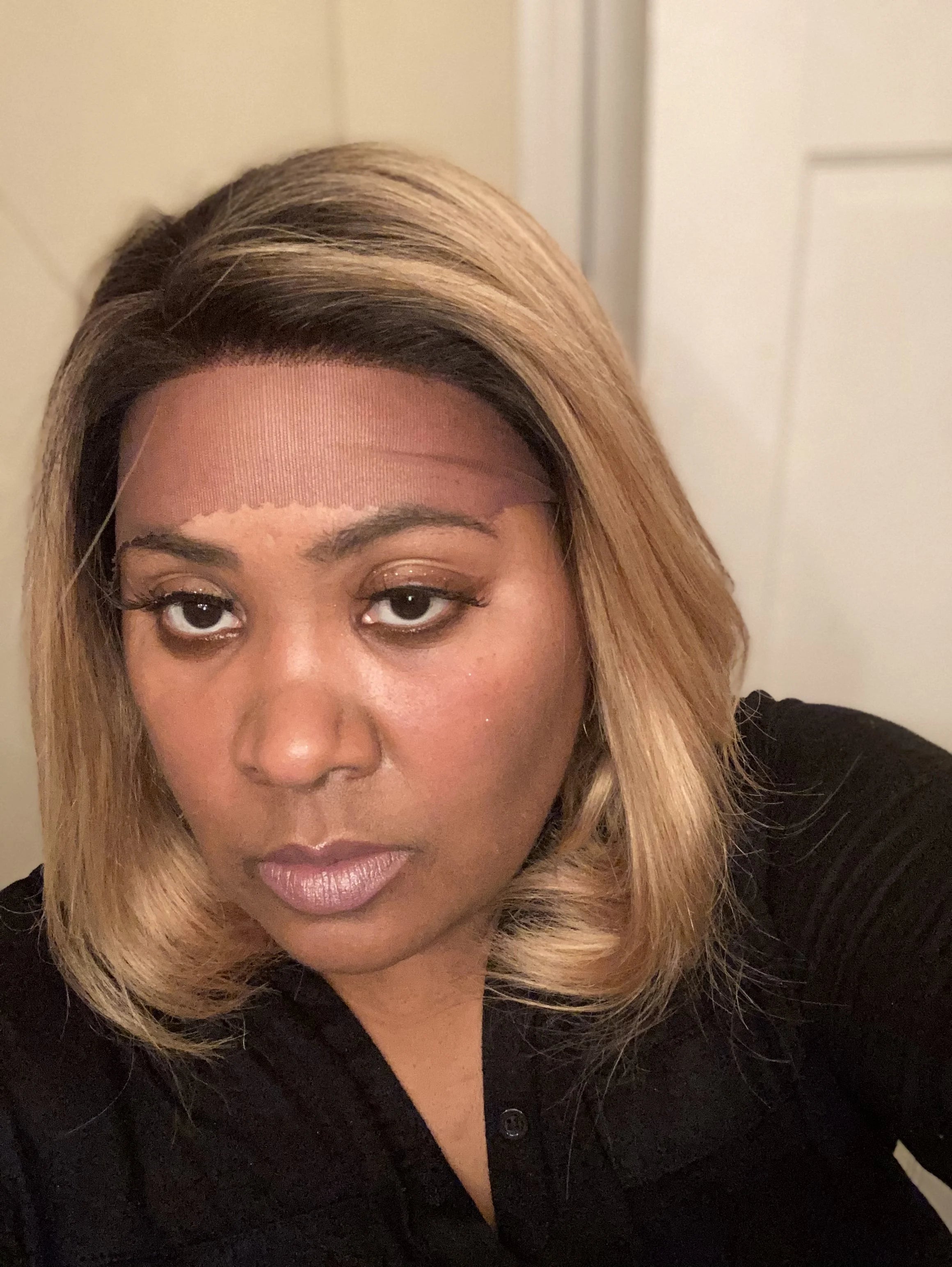 Honey Blonde Bob G587