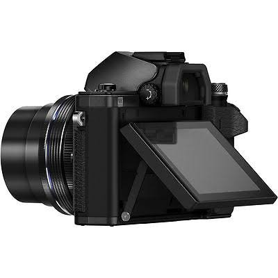 Black Digital Camera with 14-42mm and 40-150mm Lenses Y2283